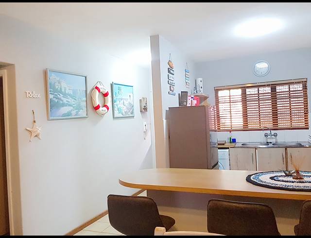 2 BEDROOM SECTIONAL TITLE FOR SALE IN SCOTTBURGH CENTRAL